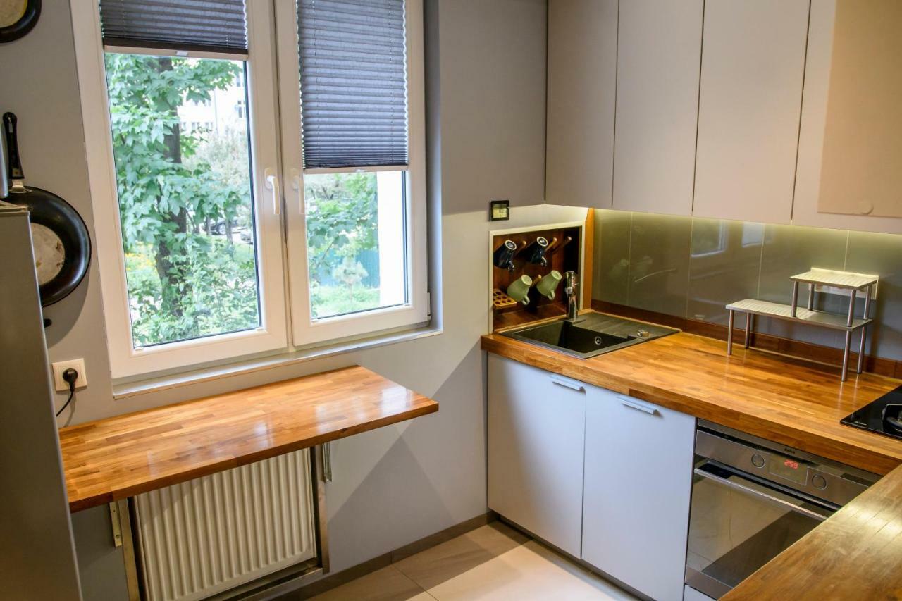 Ferienwohnung Chmielna Wood Lux Warschau Exterior foto